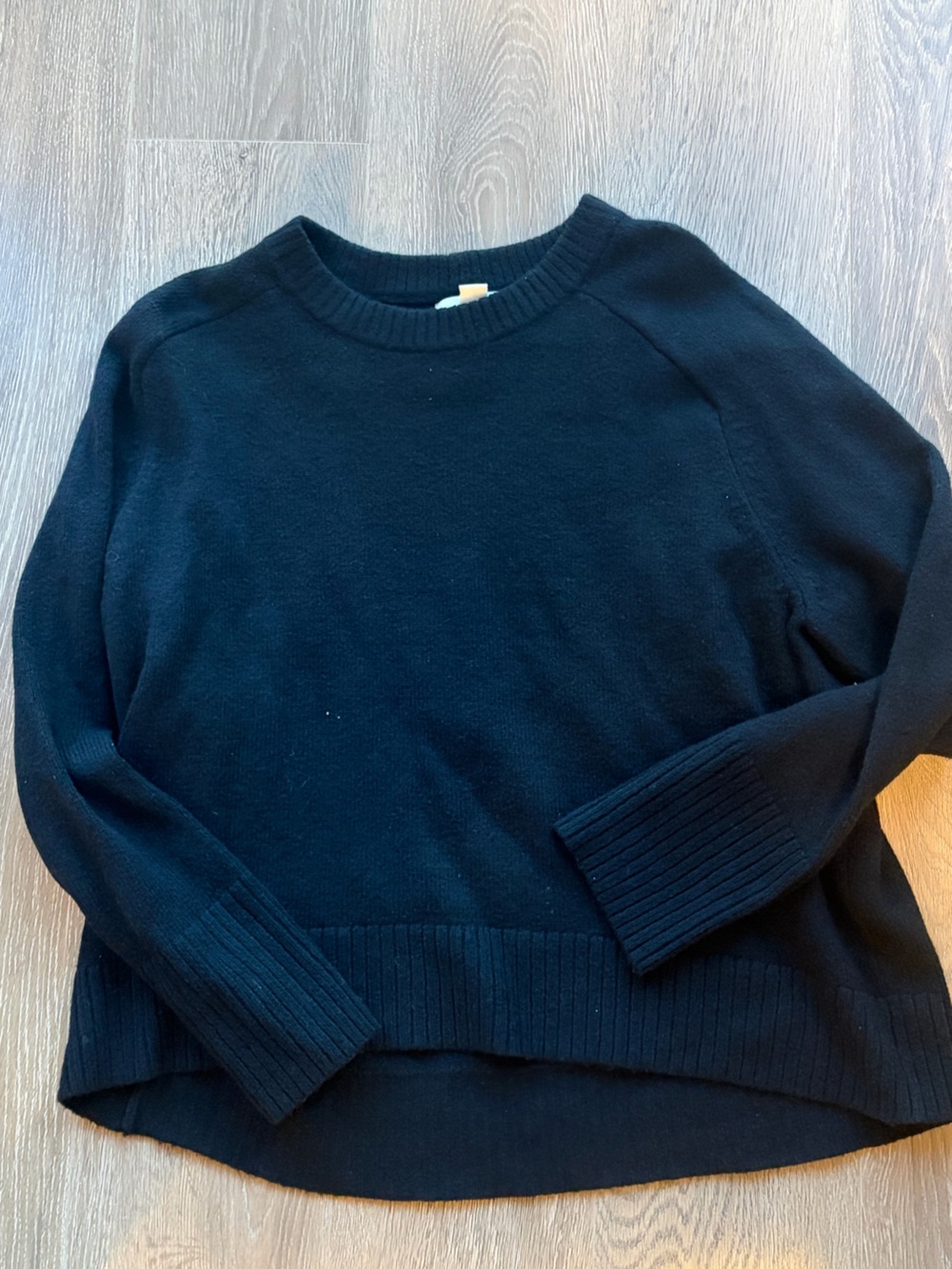 Treasure & Bond Women's Black Crewneck Sweater